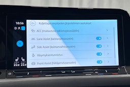 harmaa Volkswagen Golf 2023 kuva 26.