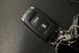 harmaa Volkswagen Golf 2023 kuva 19.