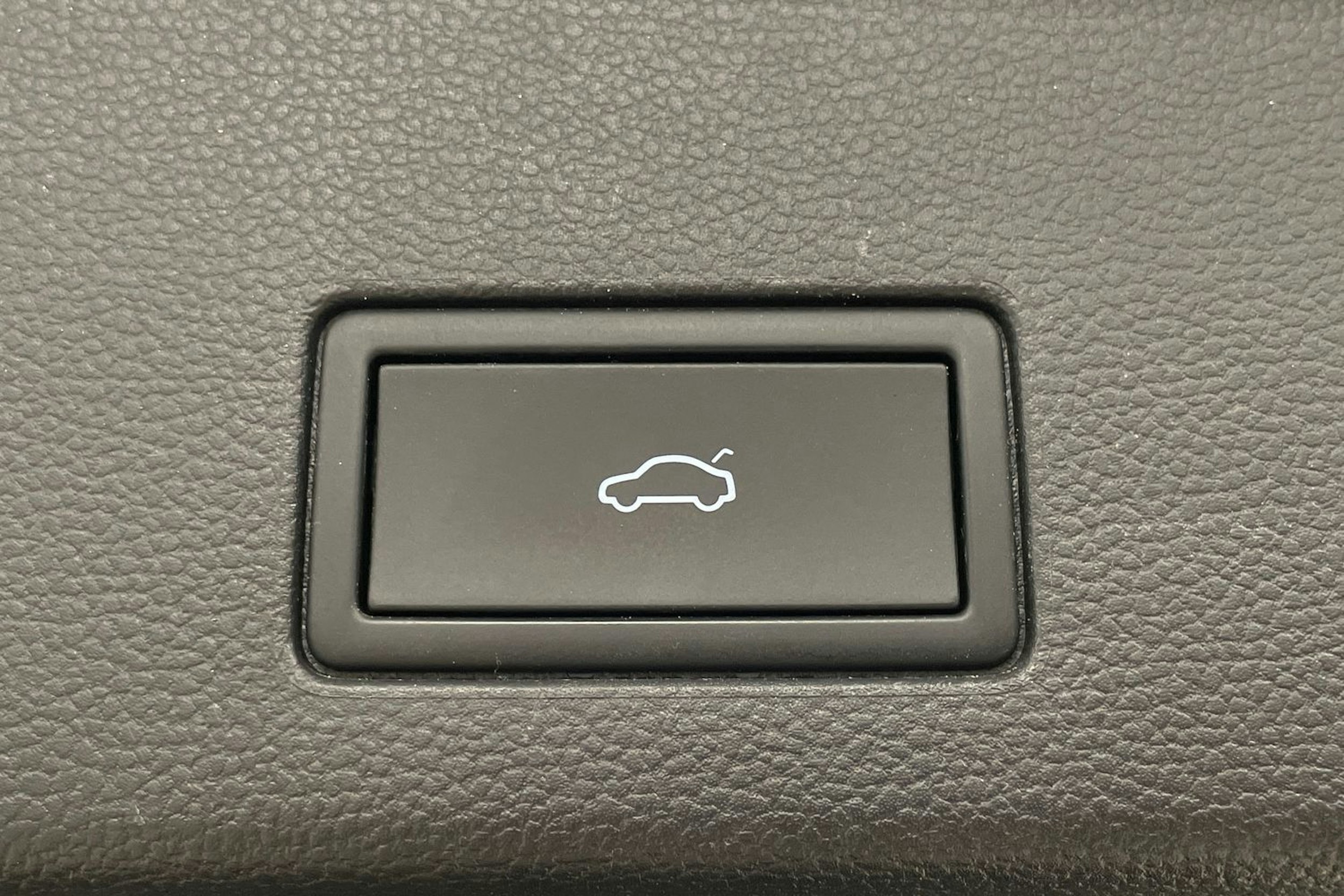 harmaa Volkswagen Golf 2023 kuva 22.