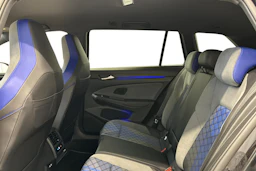 met. musta Volkswagen Golf 2023 kuva 8.