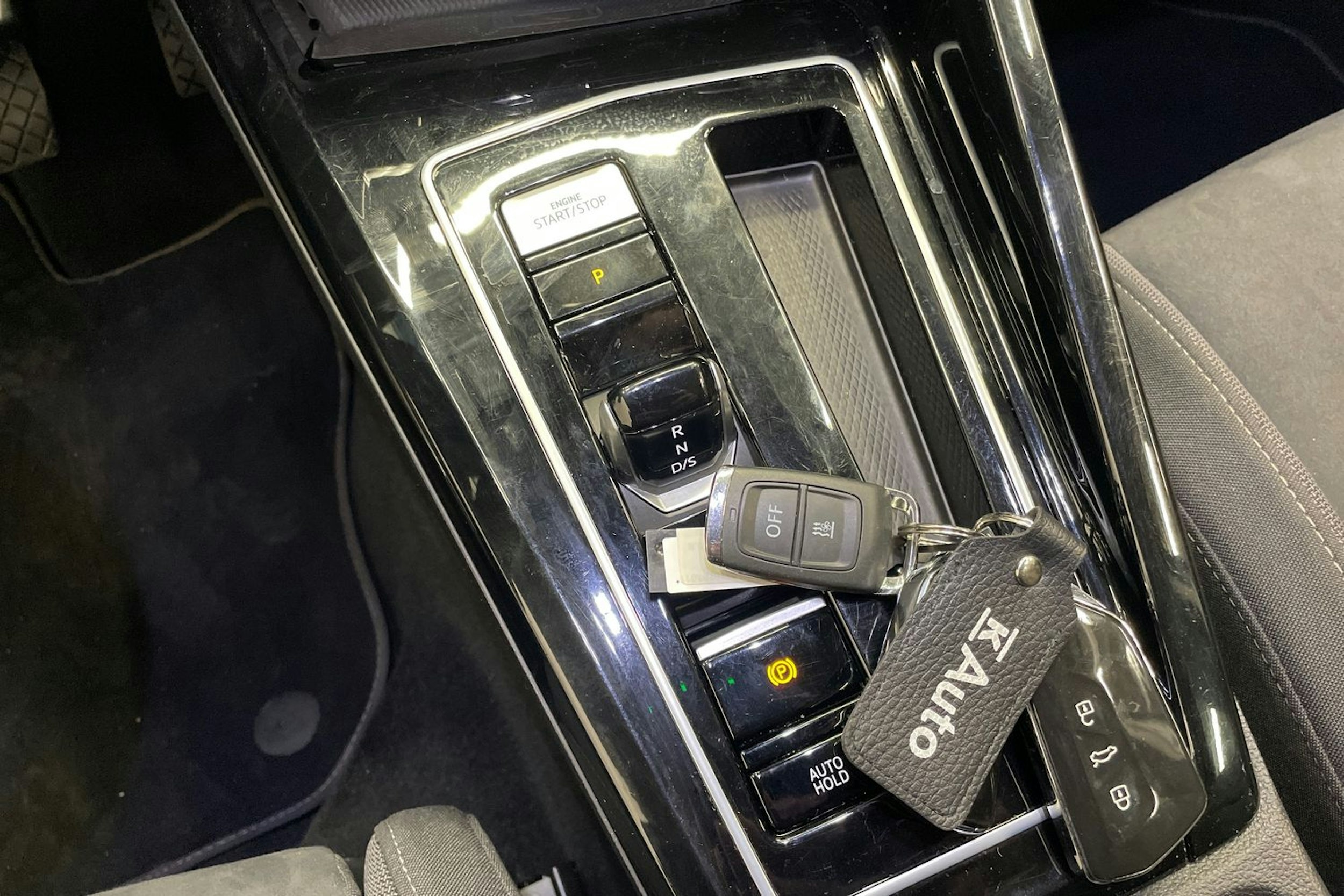 Harmaa Volkswagen GOLF 2023 kuva 17.