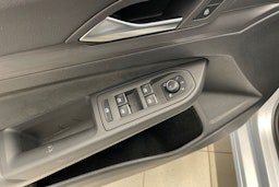 Harmaa Volkswagen GOLF 2023 kuva 19.