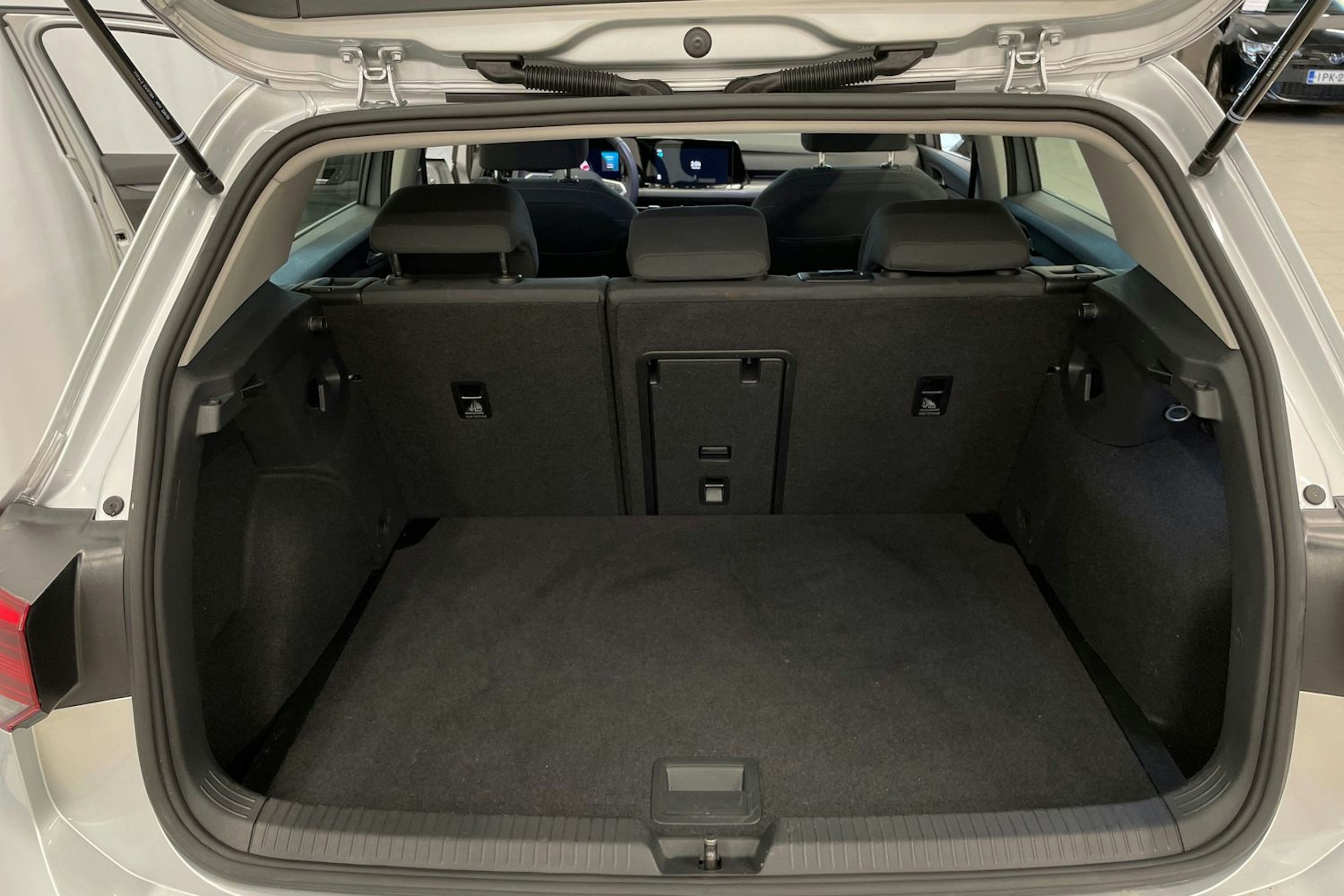Harmaa Volkswagen GOLF 2023 kuva 21.