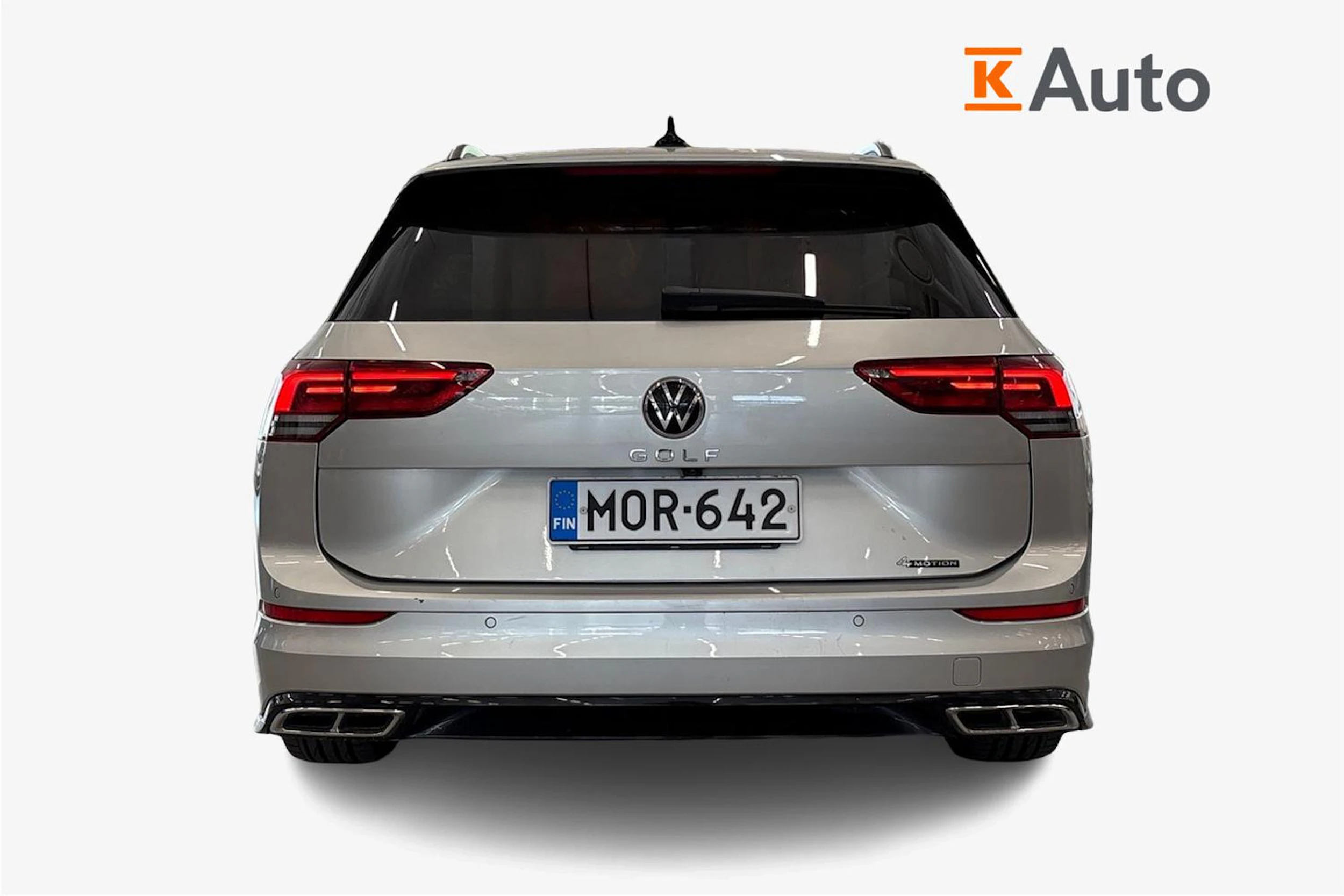 harmaa Volkswagen Golf 2023 kuva 3.