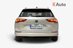 harmaa Volkswagen Golf 2023 kuva 4.