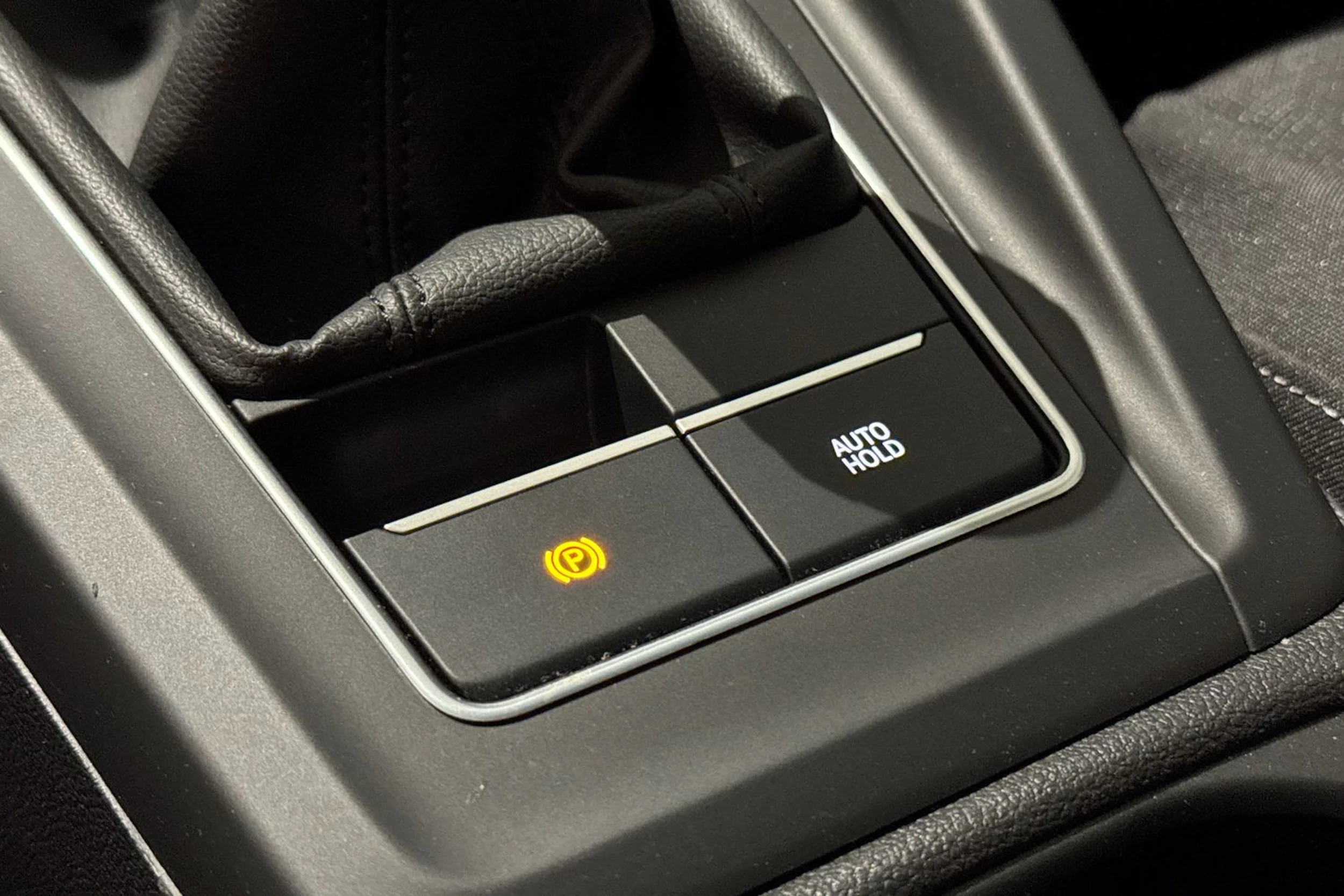 harmaa Volkswagen Golf 2023 kuva 31.