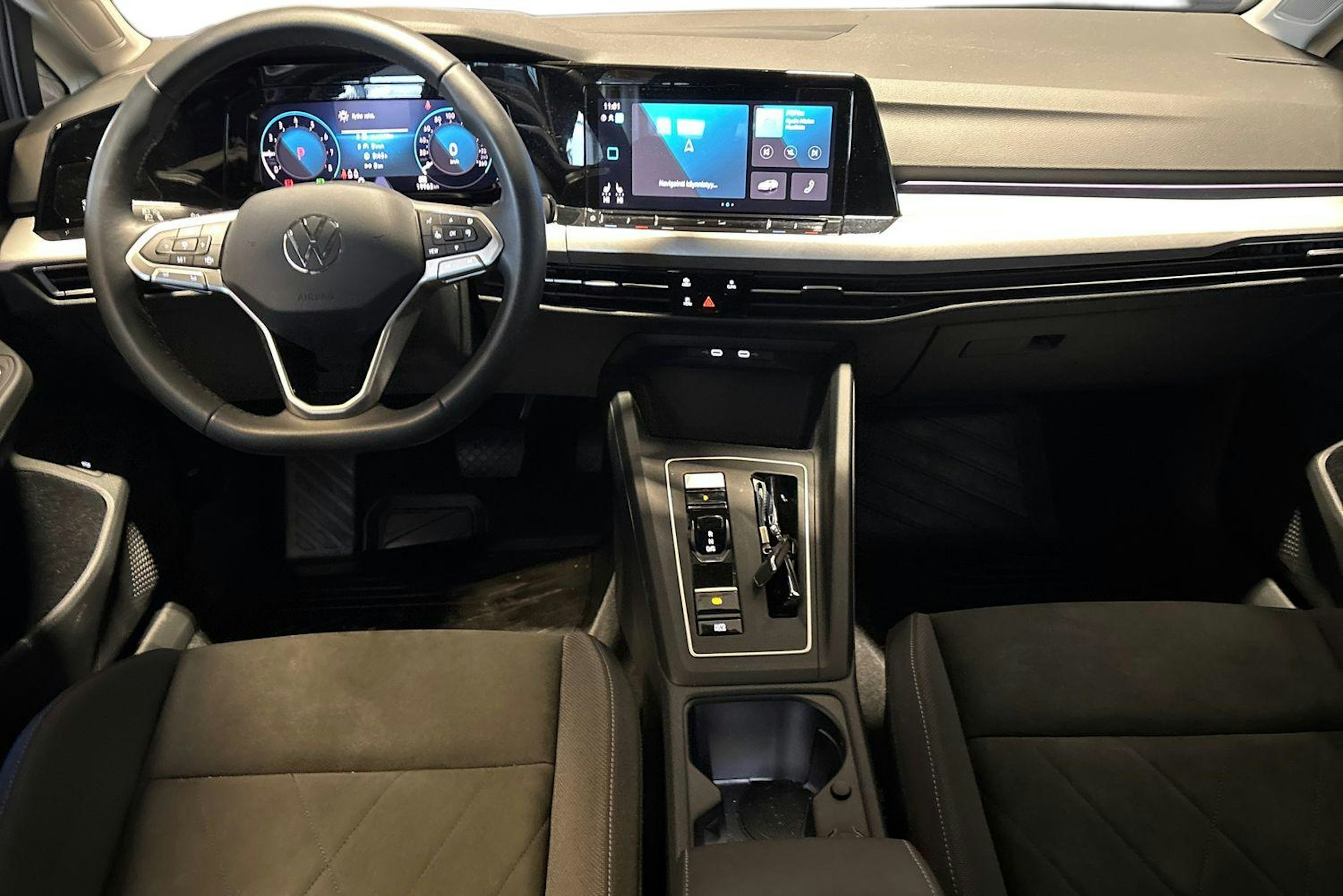 Harmaa Volkswagen GOLF 2023 kuva 9.