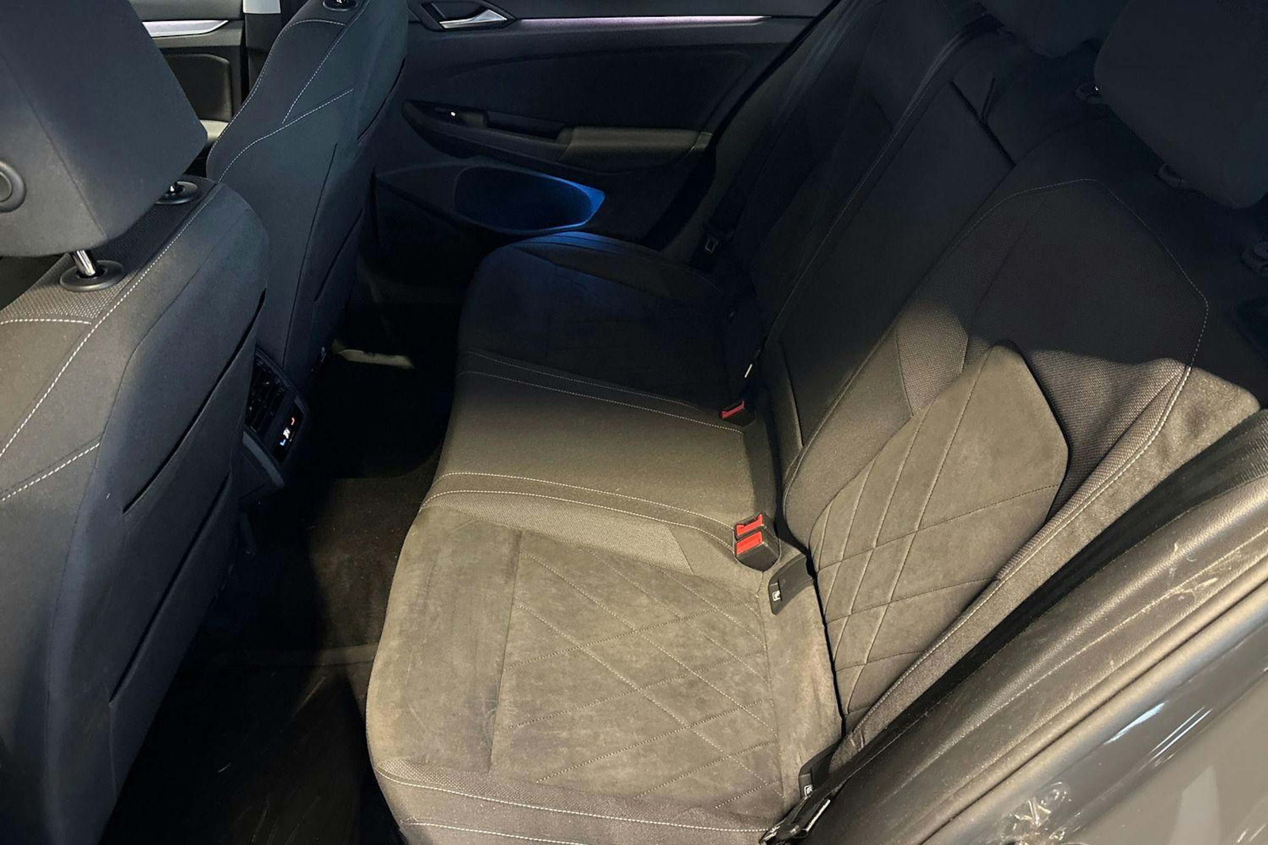 Harmaa Volkswagen GOLF 2023 kuva 10.