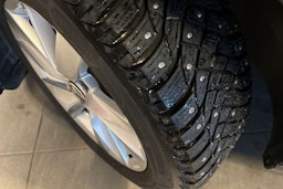 Harmaa Volkswagen GOLF 2023 kuva 13.