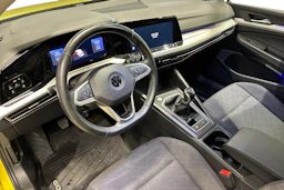 met. keltainen Volkswagen Golf 2023 kuva 6.