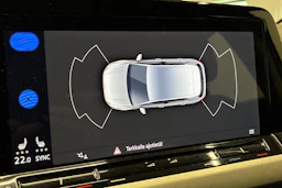 met. keltainen Volkswagen Golf 2023 kuva 19.