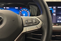 harmaa Volkswagen Golf 2023 kuva 12.