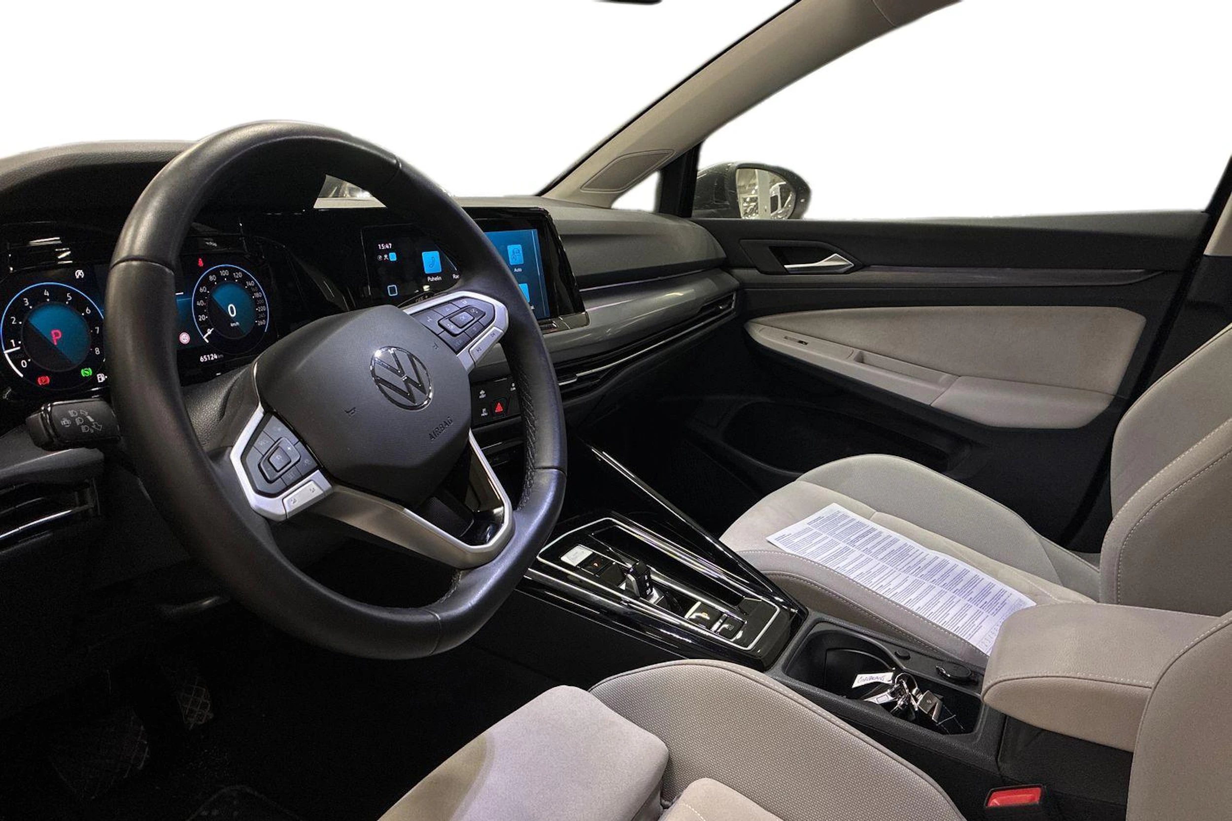 harmaa Volkswagen Golf 2023 kuva 3.