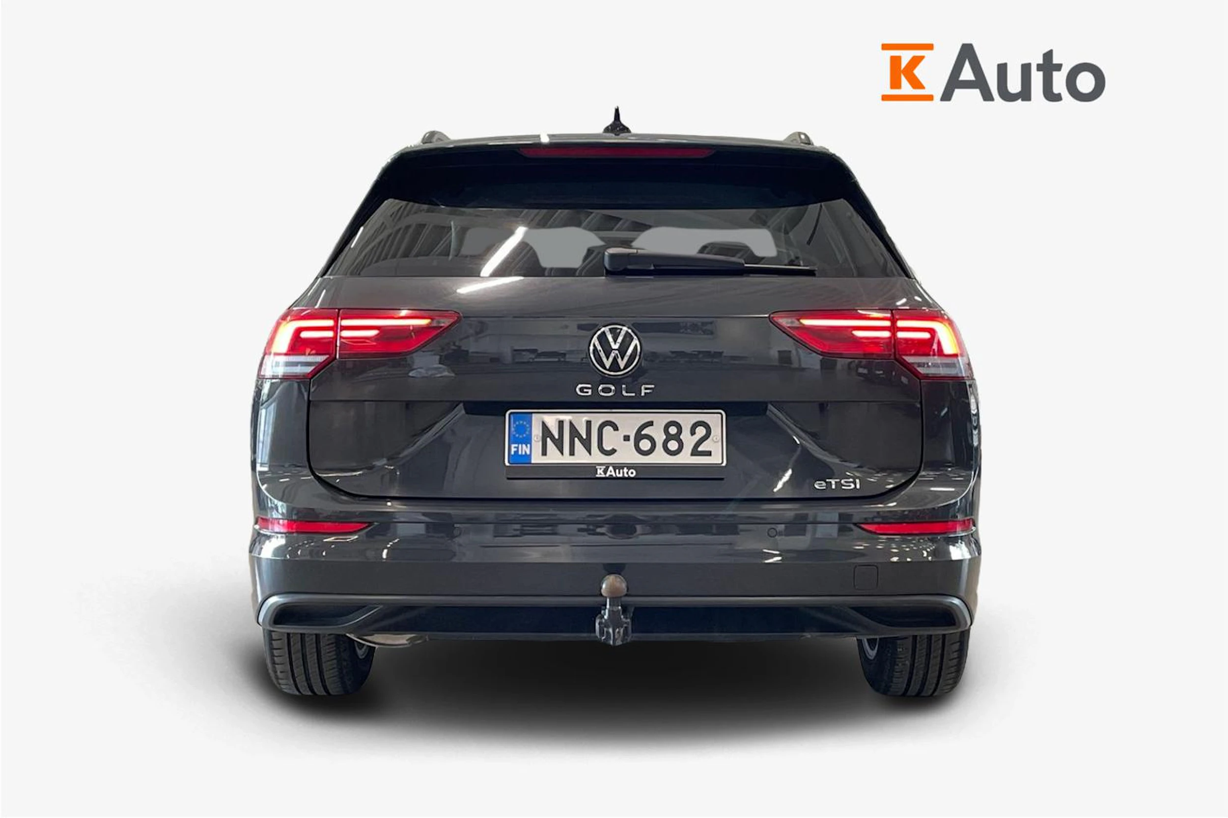 harmaa Volkswagen Golf 2023 kuva 4.