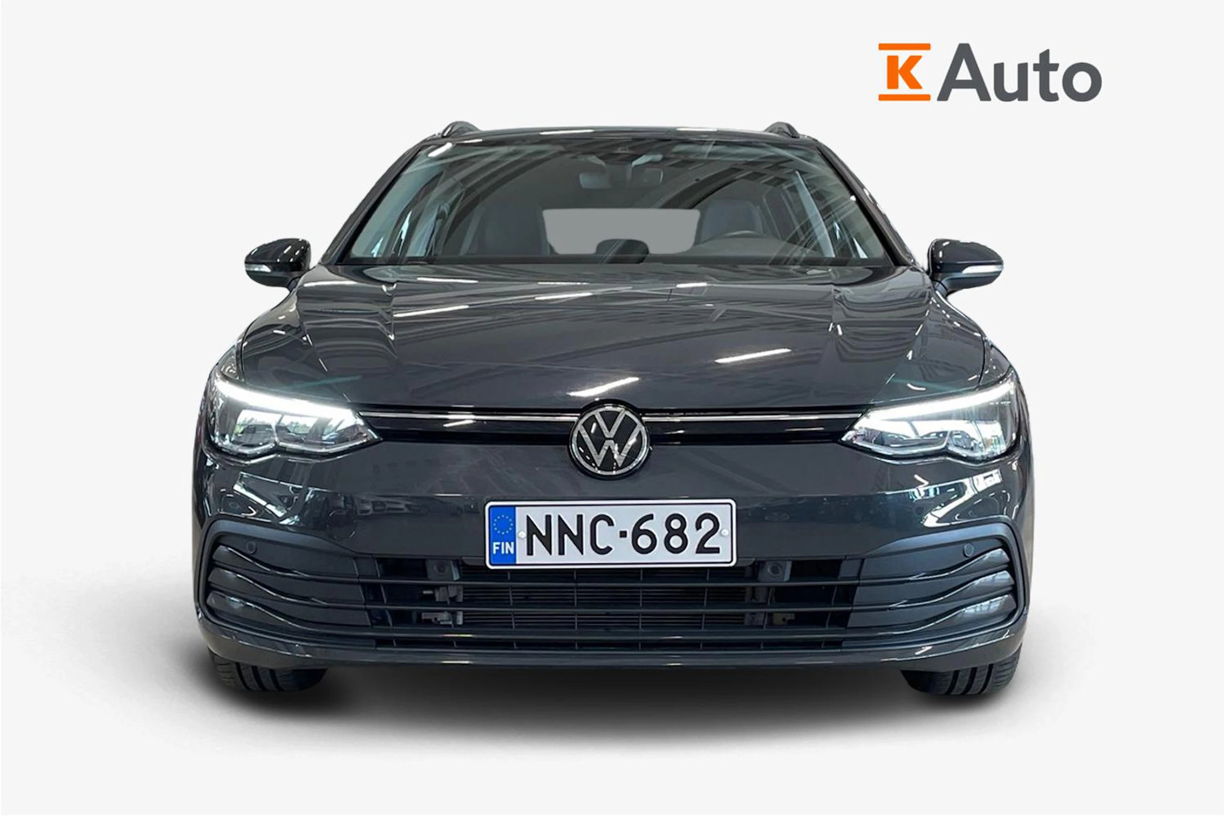 harmaa Volkswagen Golf 2023 kuva 5.