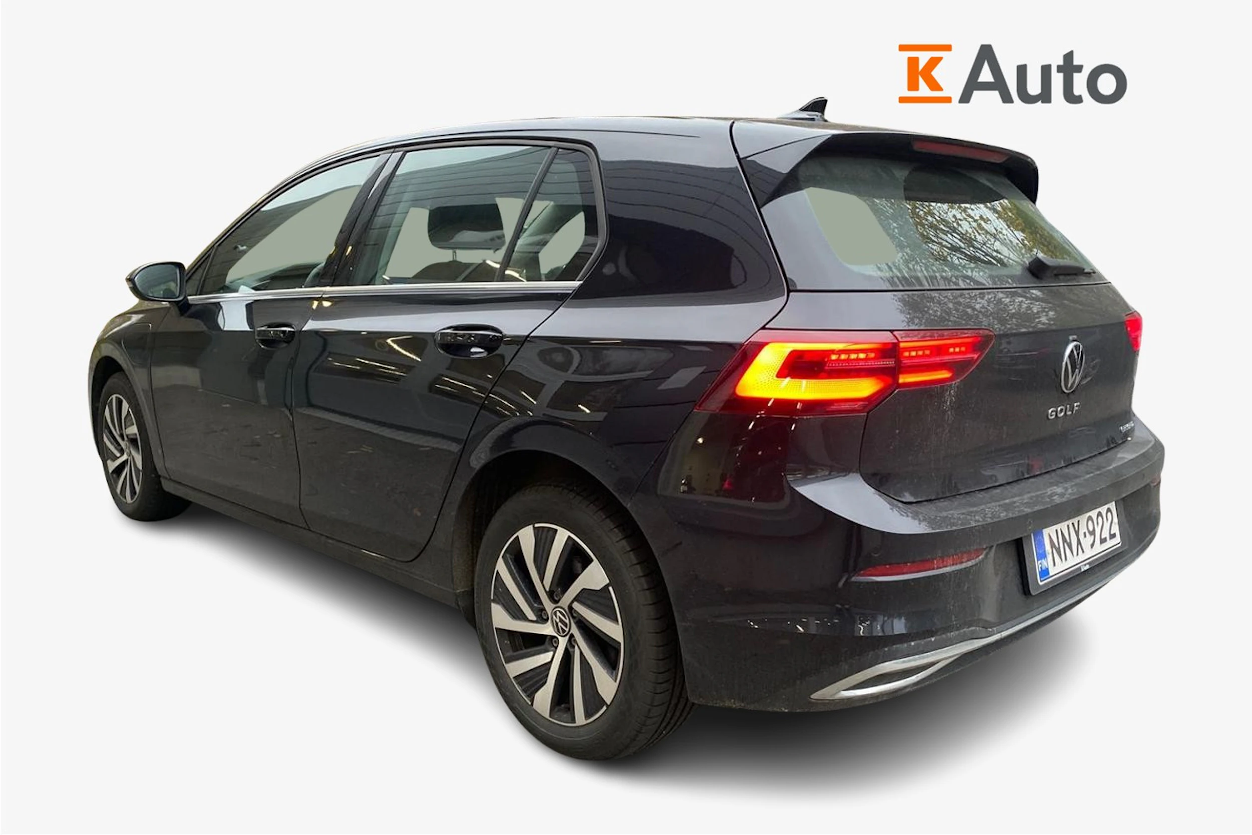 Musta Volkswagen GOLF 2023 kuva 2.