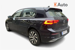 Musta Volkswagen GOLF 2023 kuva 2.