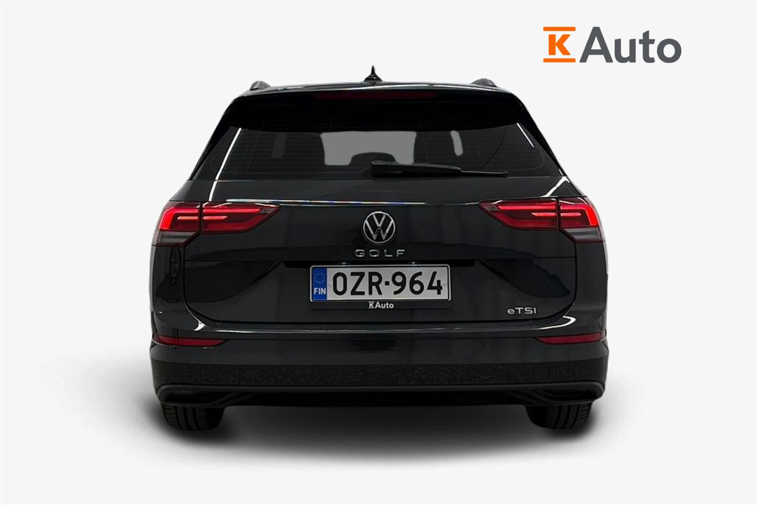 harmaa Volkswagen Golf 2023 kuva 4.