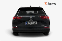 harmaa Volkswagen Golf 2023 kuva 4.