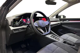 Harmaa Volkswagen Golf 2023 kuva 6.