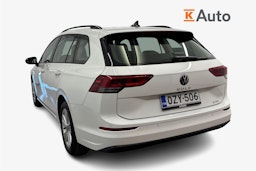 valkoinen Volkswagen Golf 2023 kuva 2.