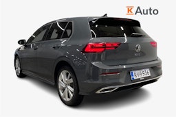 harmaa Volkswagen Golf 2023 kuva 2.