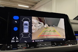 harmaa Volkswagen Golf 2023 kuva 23.