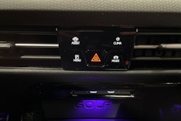 harmaa Volkswagen Golf 2023 kuva 25.