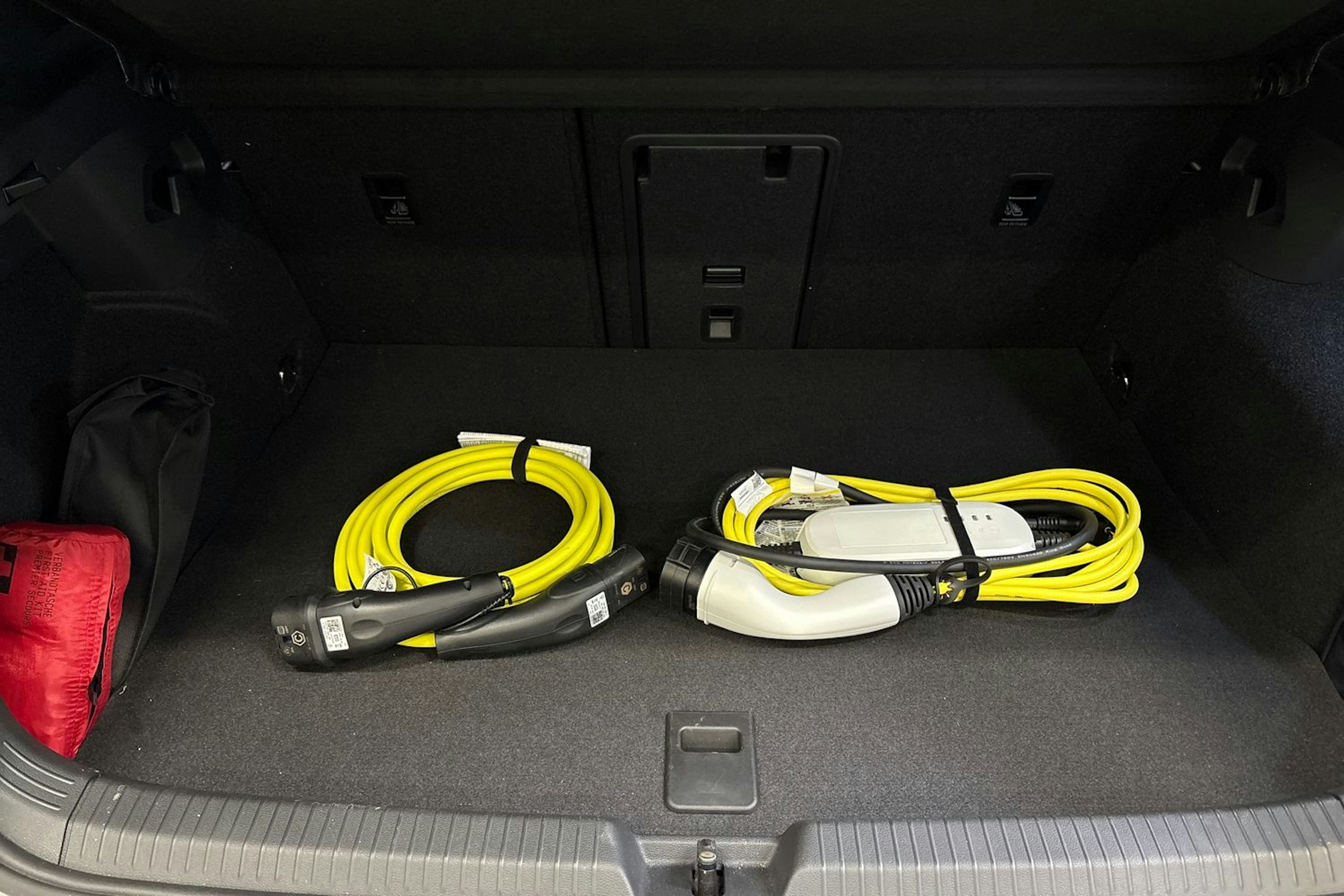 harmaa Volkswagen Golf 2023 kuva 15.