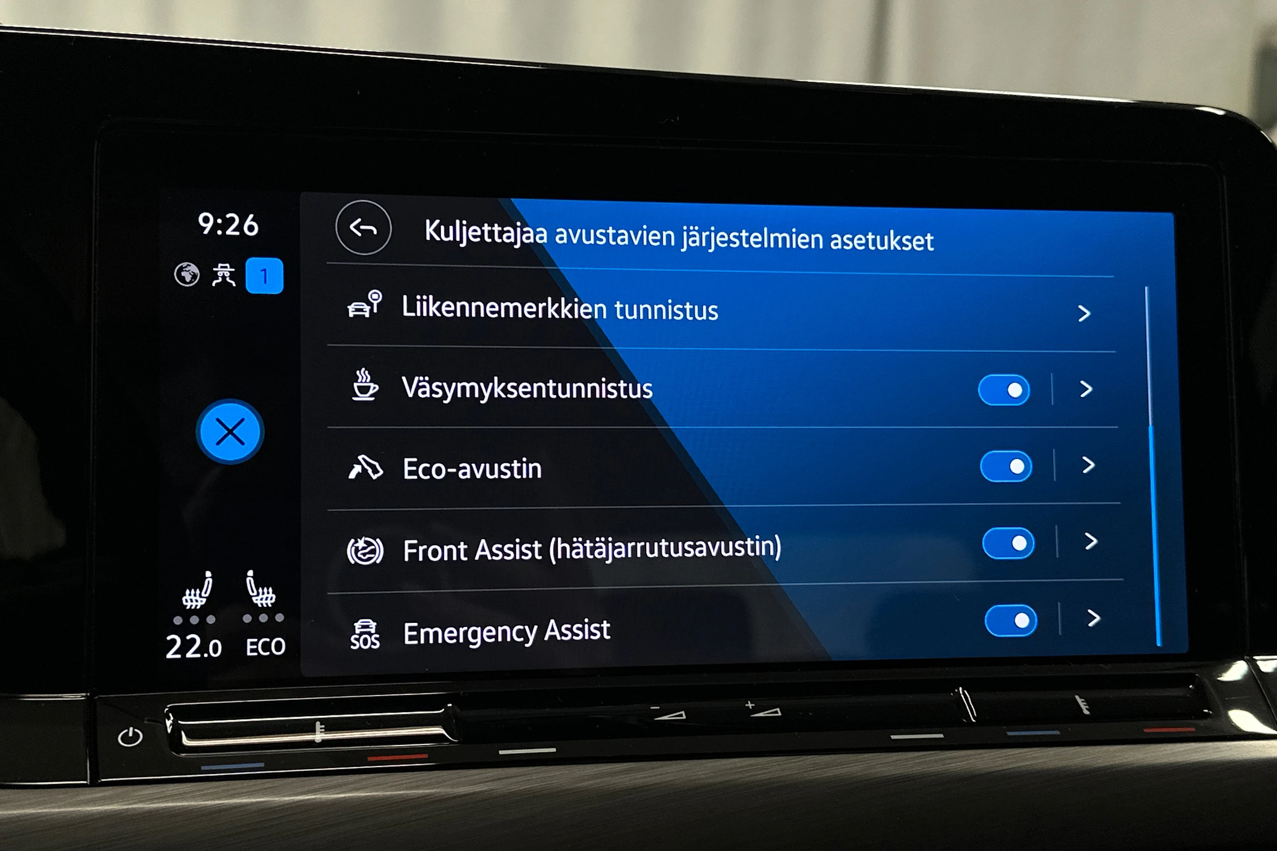 harmaa Volkswagen Golf 2023 kuva 29.