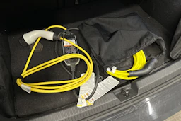 harmaa Volkswagen Golf 2023 kuva 36.