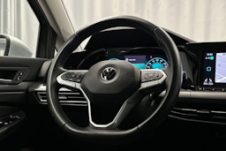 harmaa Volkswagen Golf 2023 kuva 15.
