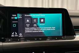 harmaa Volkswagen Golf 2023 kuva 22.