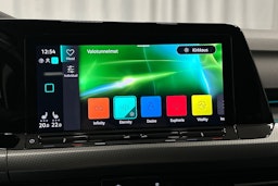 harmaa Volkswagen Golf 2023 kuva 23.