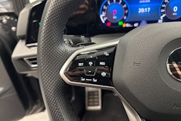 harmaa Volkswagen Golf 2023 kuva 15.