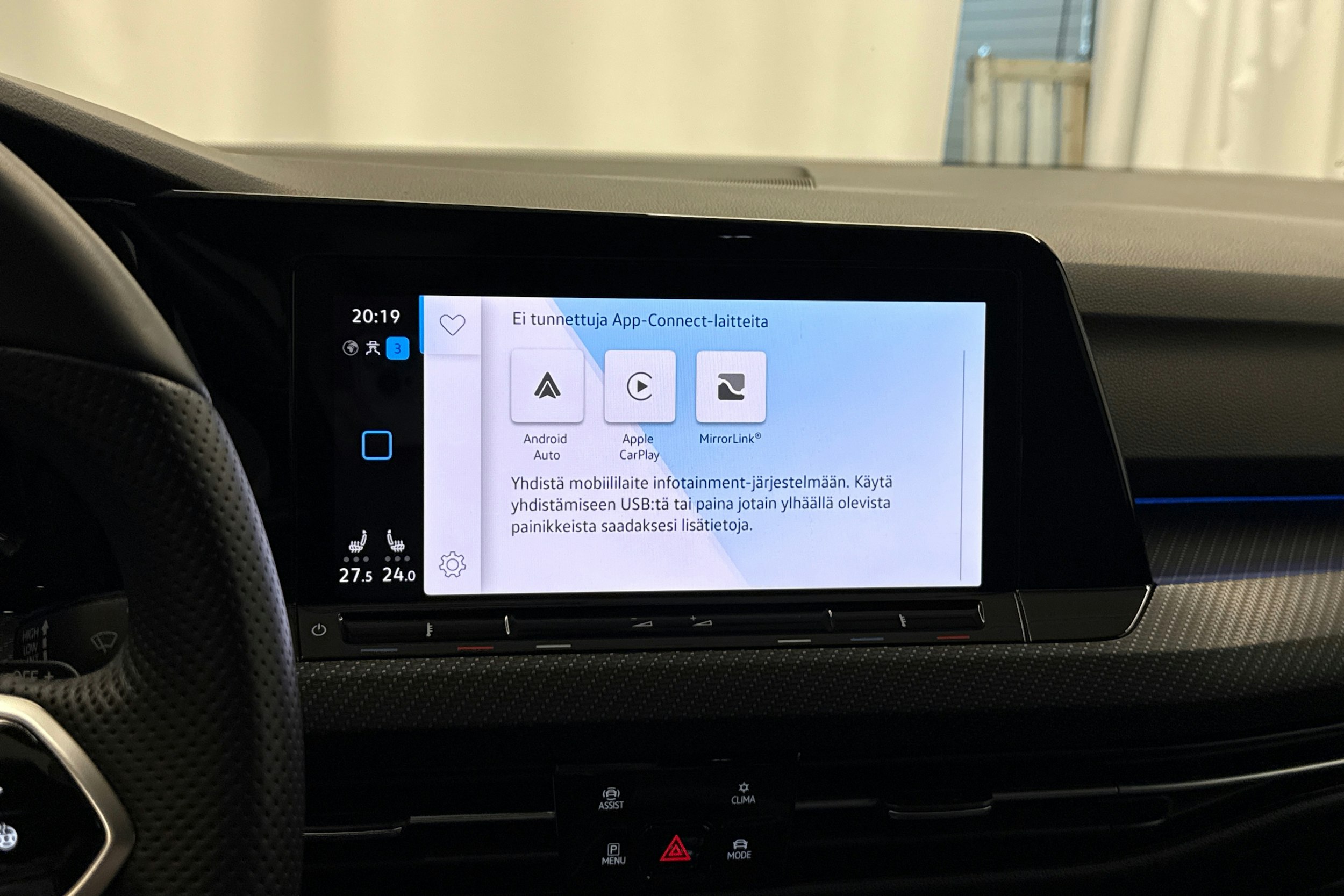 harmaa Volkswagen Golf 2023 kuva 19.