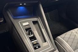 harmaa Volkswagen Golf 2023 kuva 23.