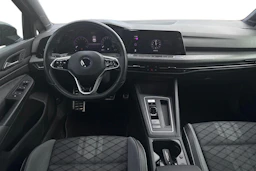 harmaa Volkswagen Golf 2023 kuva 7.