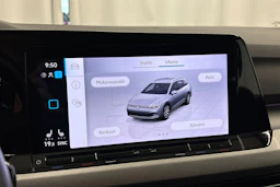 harmaa Volkswagen Golf 2023 kuva 16.