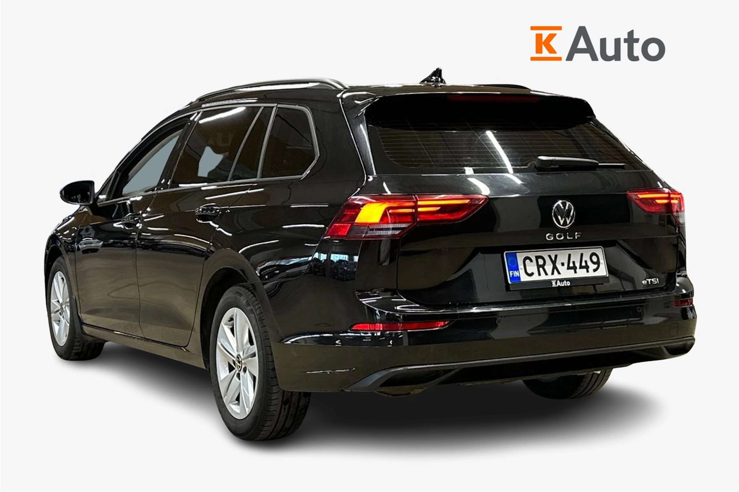 musta Volkswagen Golf 2024 kuva 3.