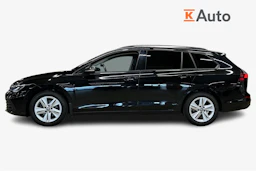 musta Volkswagen Golf 2024 kuva 7.