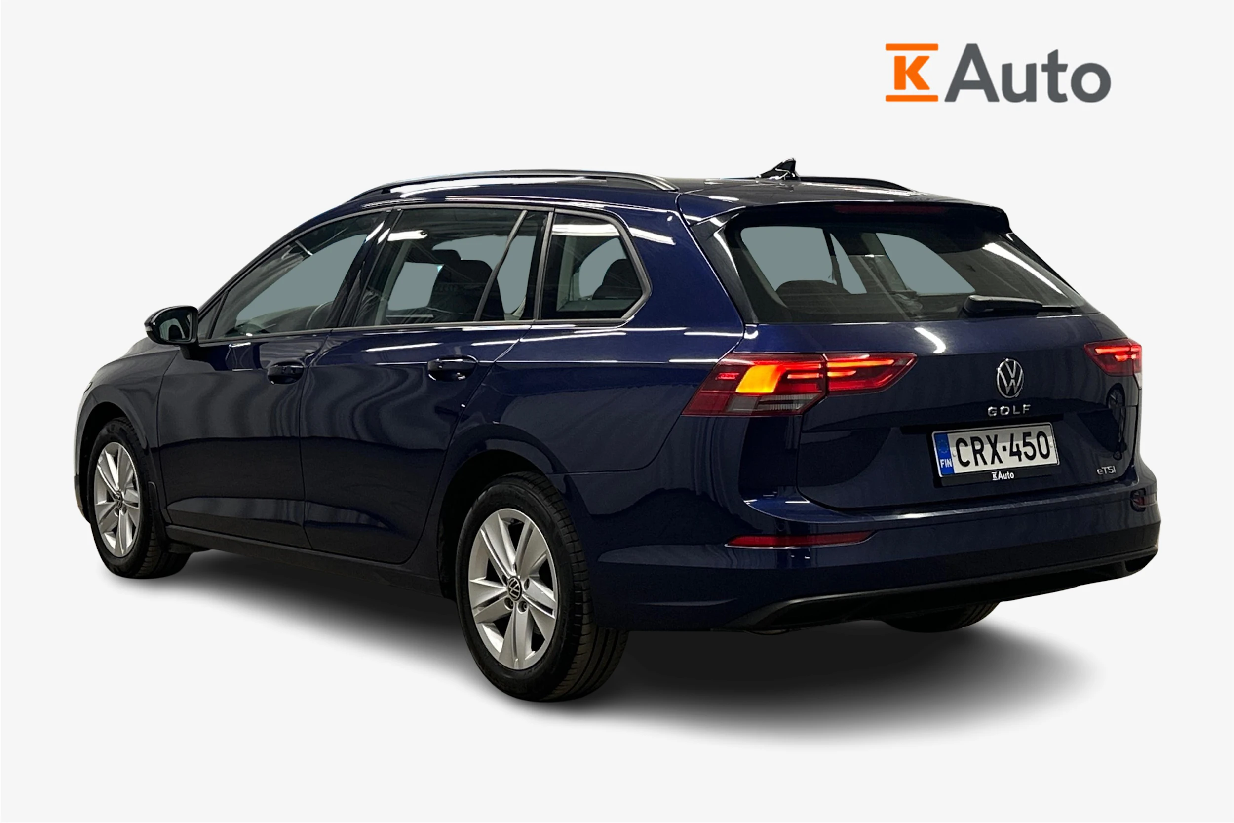 sininen Volkswagen Golf 2024 kuva 2.
