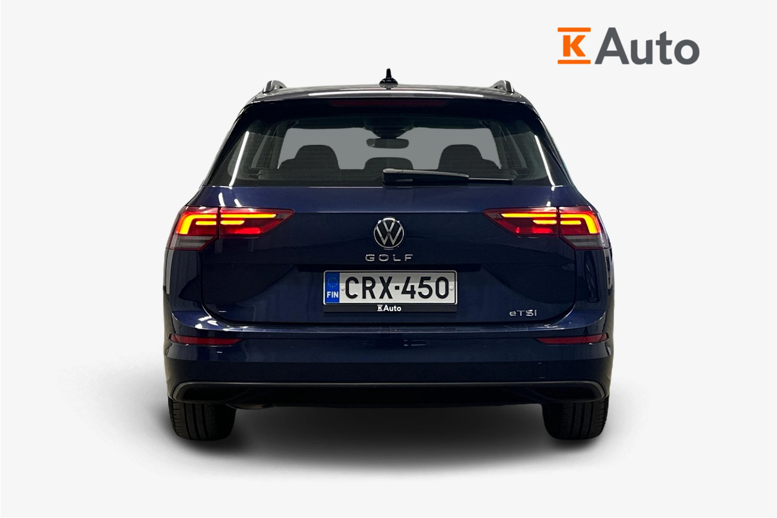 sininen Volkswagen Golf 2024 kuva 3.