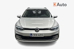 harmaa Volkswagen Golf 2024 kuva 4.