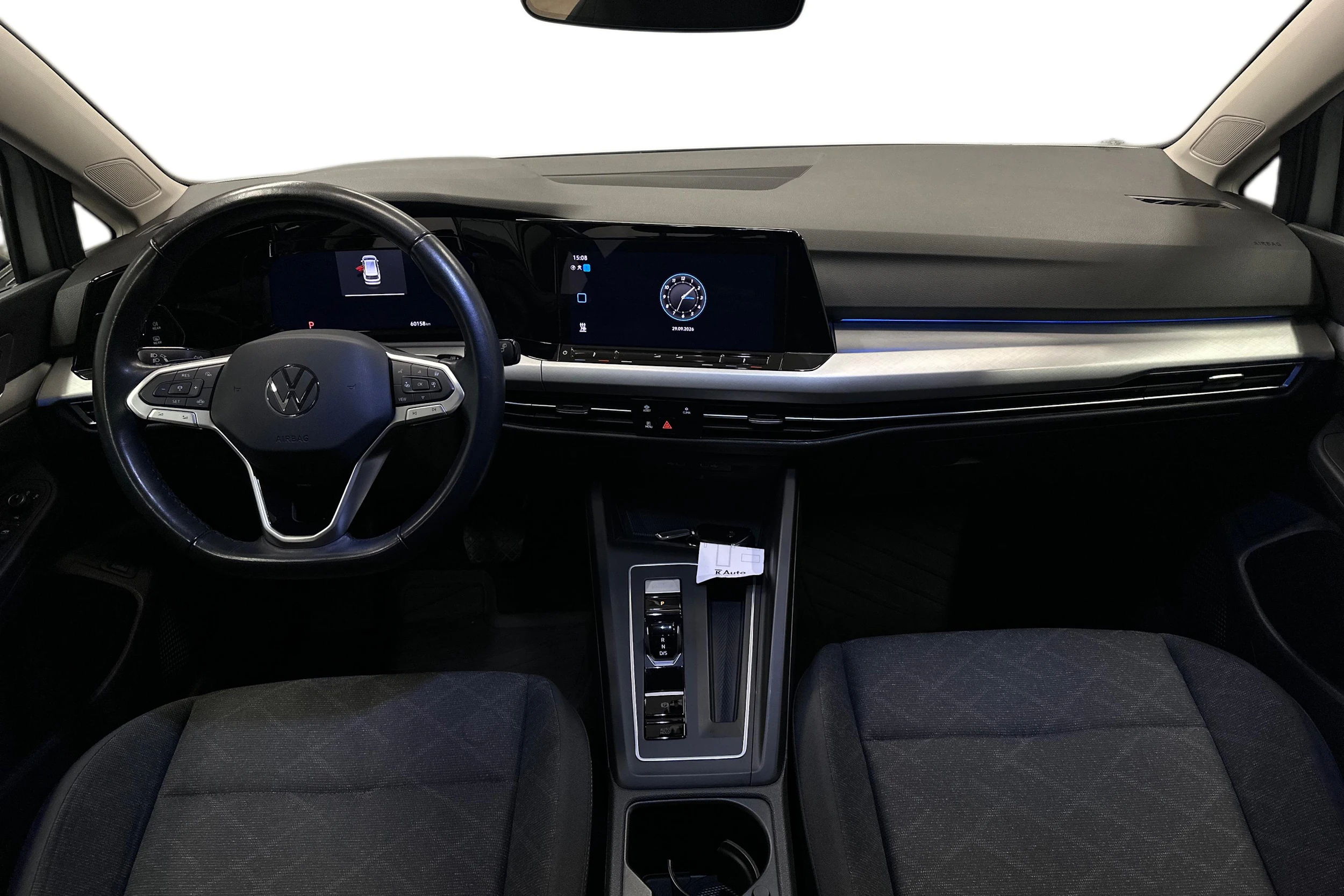 harmaa Volkswagen Golf 2024 kuva 7.