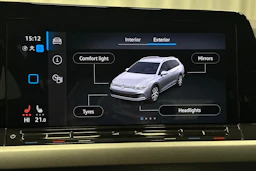 harmaa Volkswagen Golf 2024 kuva 20.