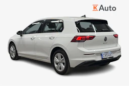valkoinen Volkswagen Golf 2024 kuva 3.
