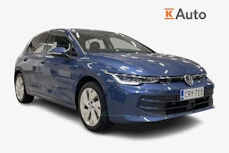 sininen Volkswagen Golf 2024 kuva 1.
