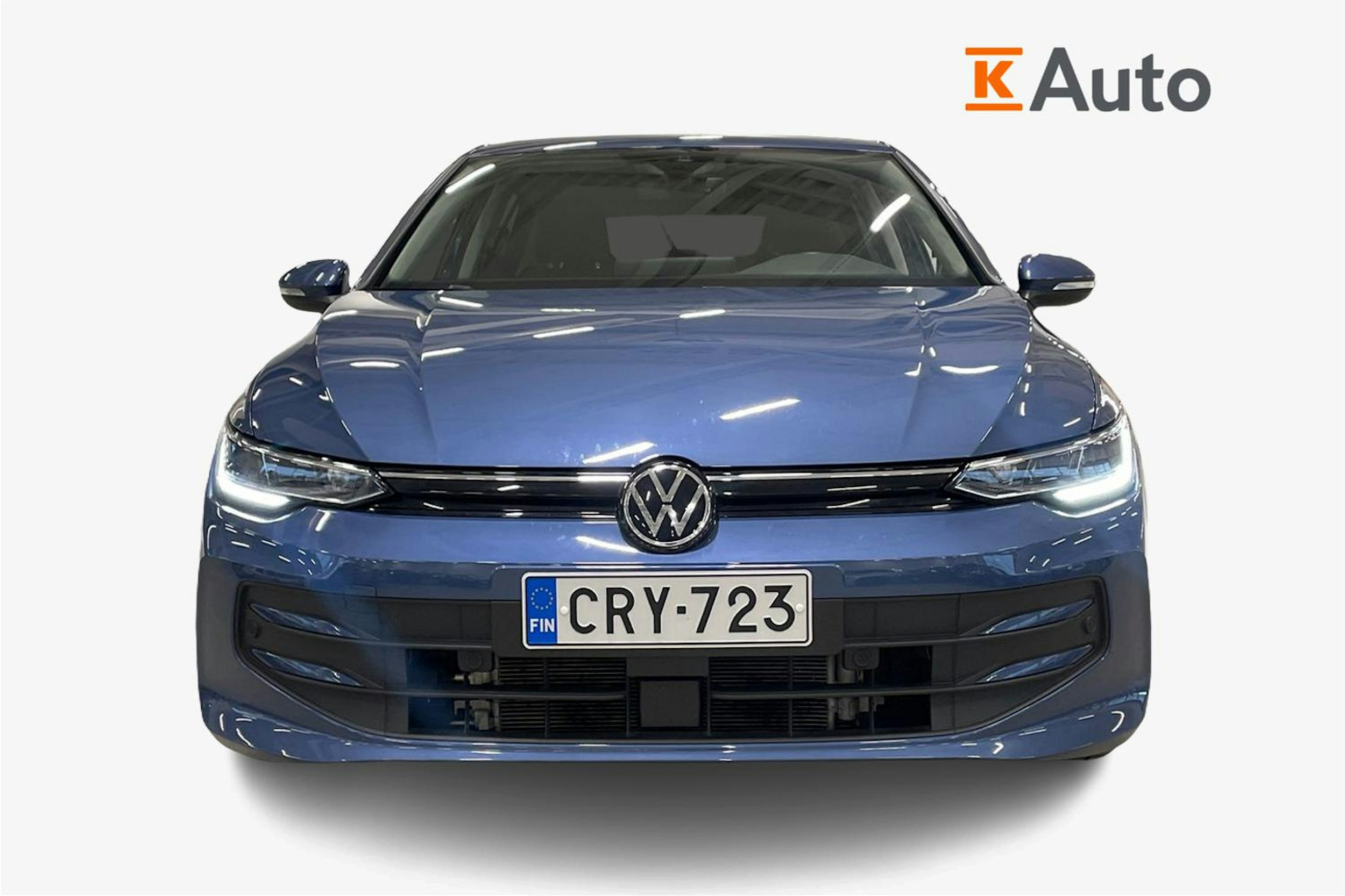sininen Volkswagen Golf 2024 kuva 5.
