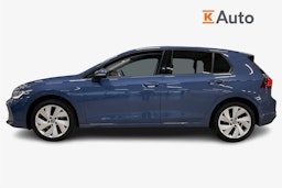 sininen Volkswagen Golf 2024 kuva 6.